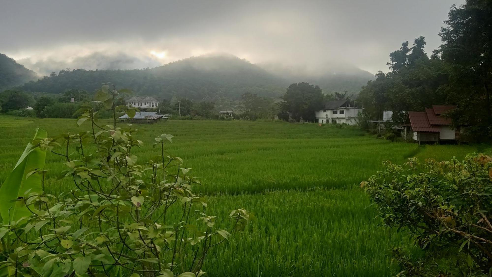 Ing Doi Guest House Pai Extérieur photo