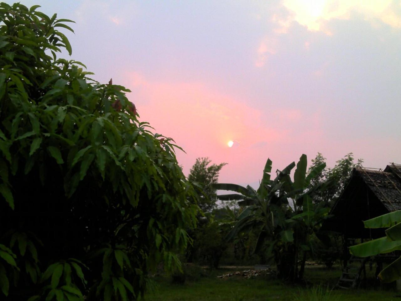 Ing Doi Guest House Pai Extérieur photo
