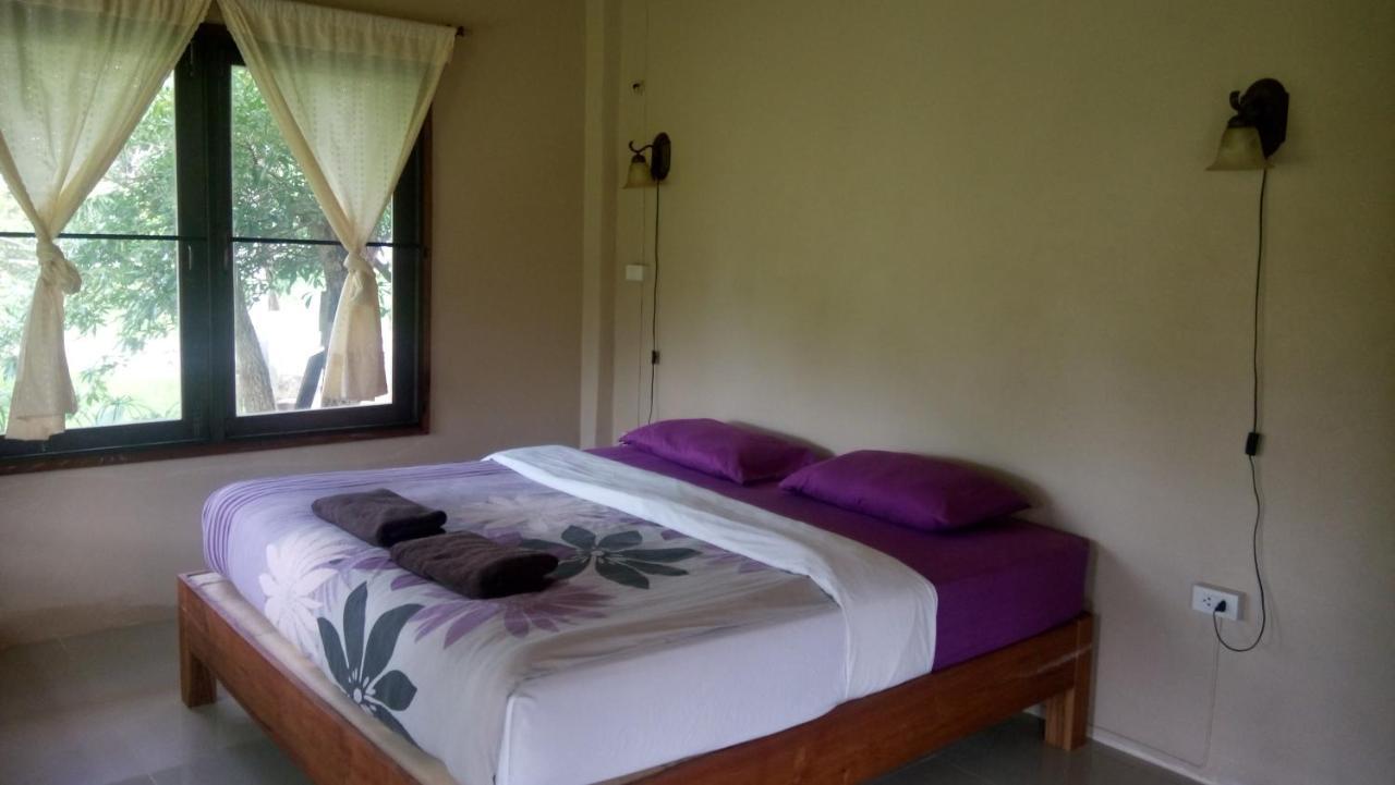 Ing Doi Guest House Pai Extérieur photo