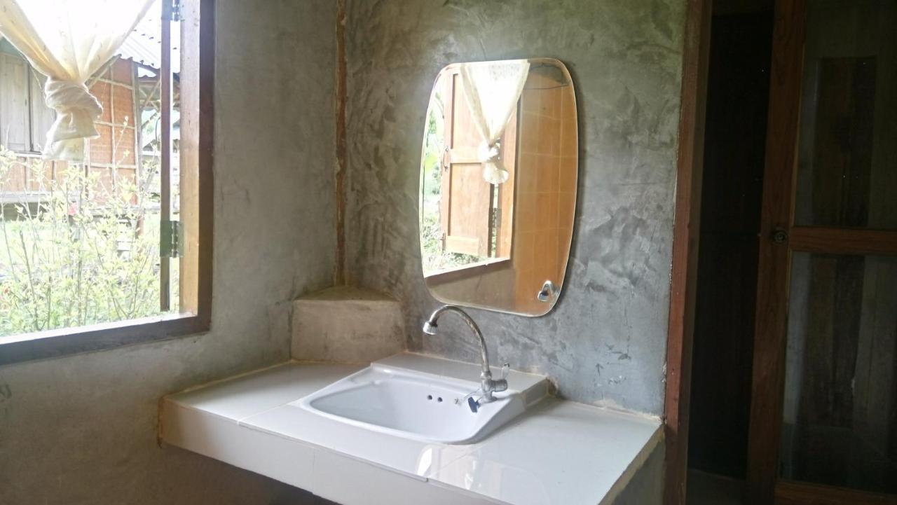Ing Doi Guest House Pai Extérieur photo